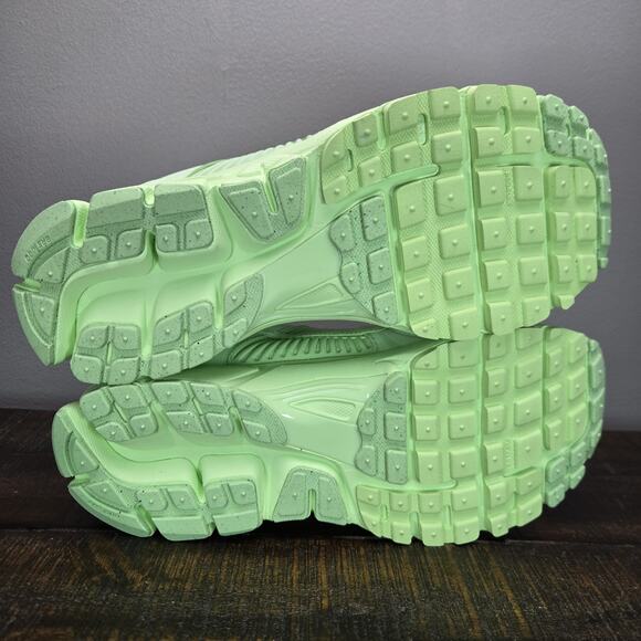 NEW Nike Zoom Vomero 5 Mens Size 10 Running Shoes Sneaker Green HF5493 301 - Picture 9 of 12